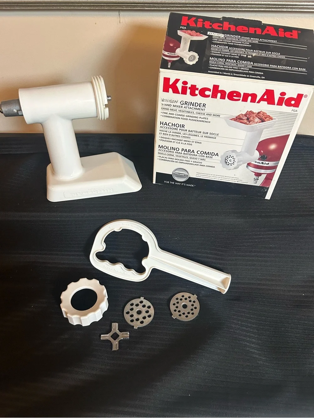 KitchenAid FGA Food Grinder Stand Mixer Attachment – New Unused Complete